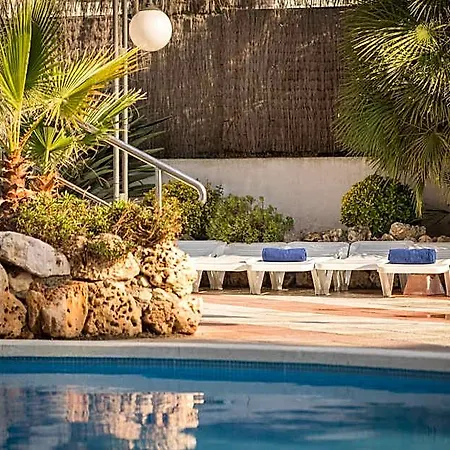 H Olympic Hotel 3*